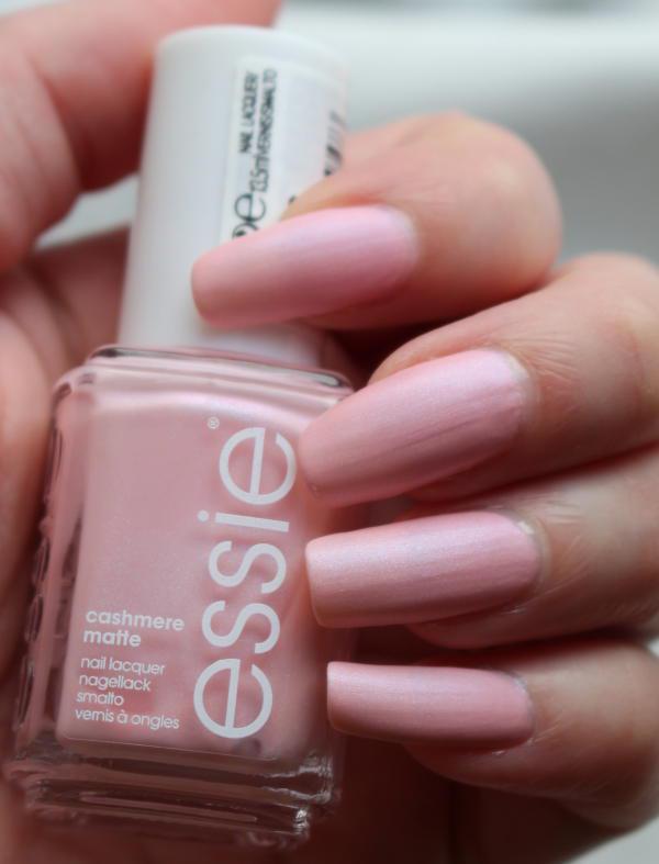 Essie Cashmere matte