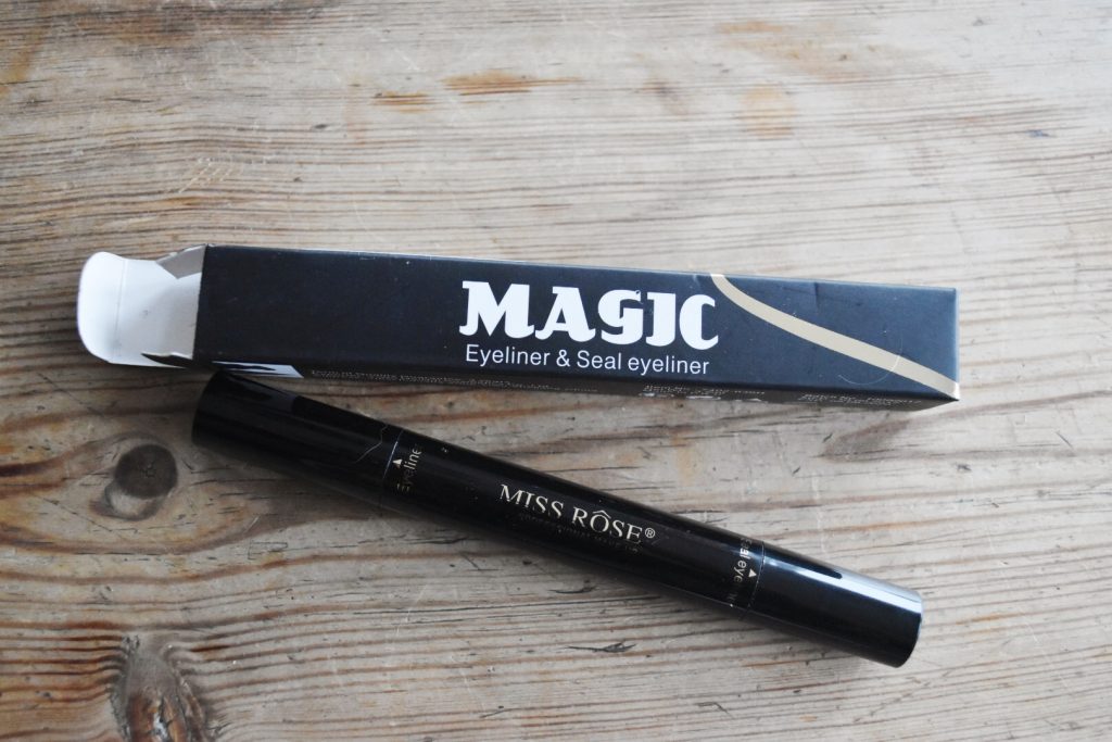 Miss Rôse All In One Wing Eyeliner Pen