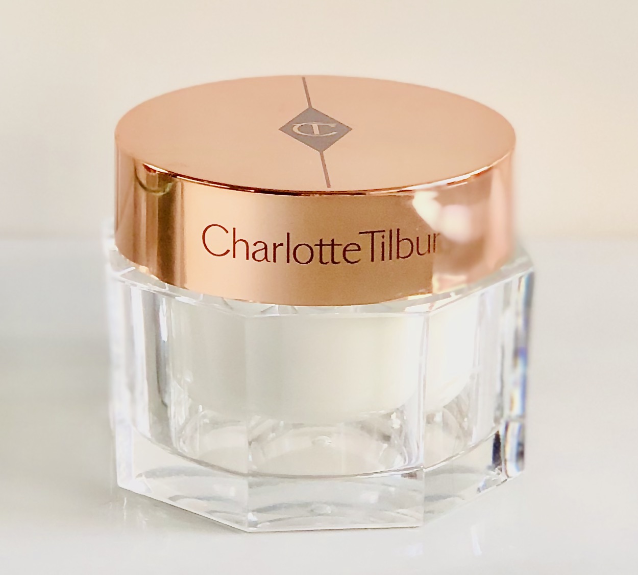 charlotte tilbury magic cream primer