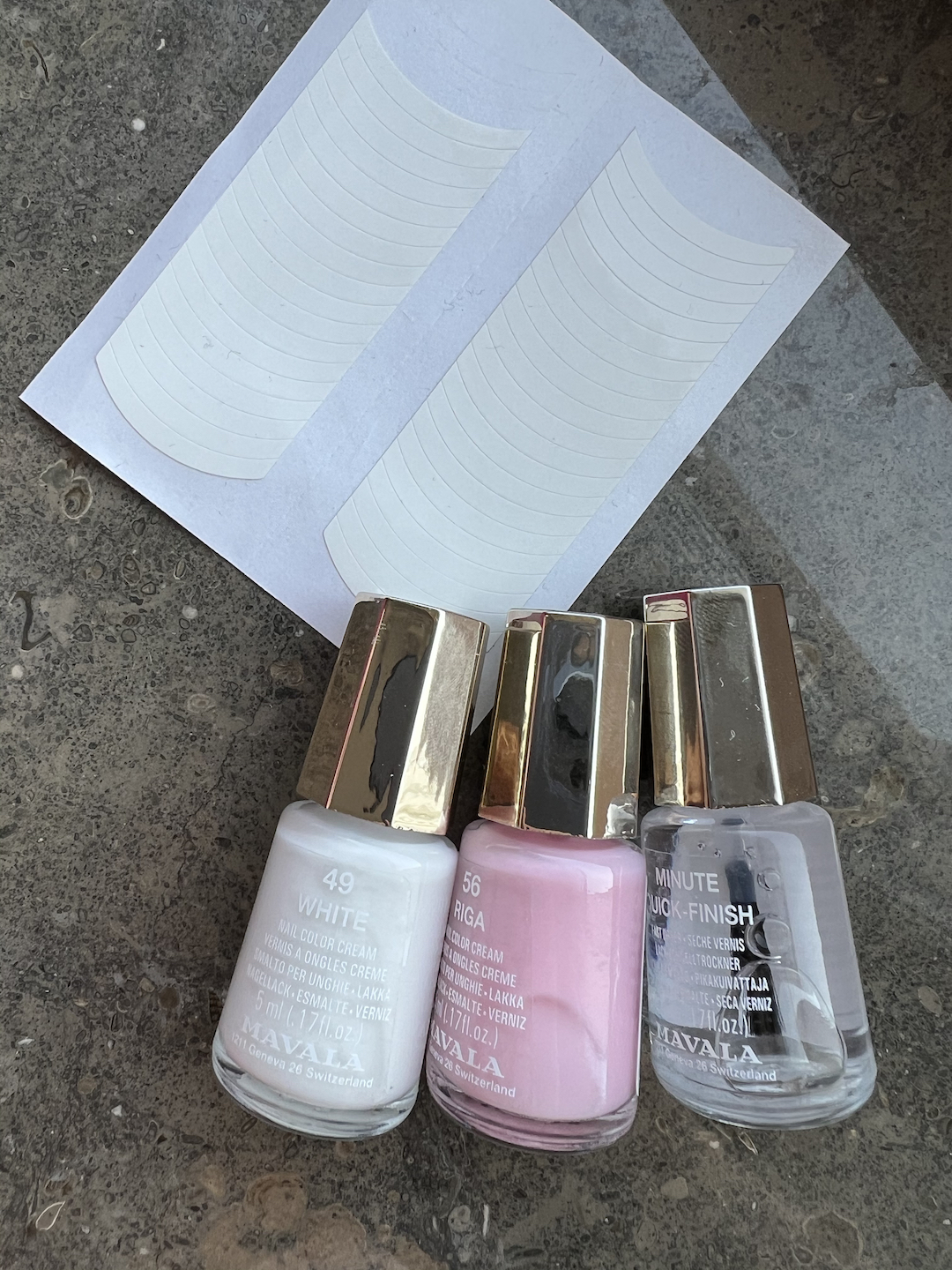 Mavalas French manicure kit