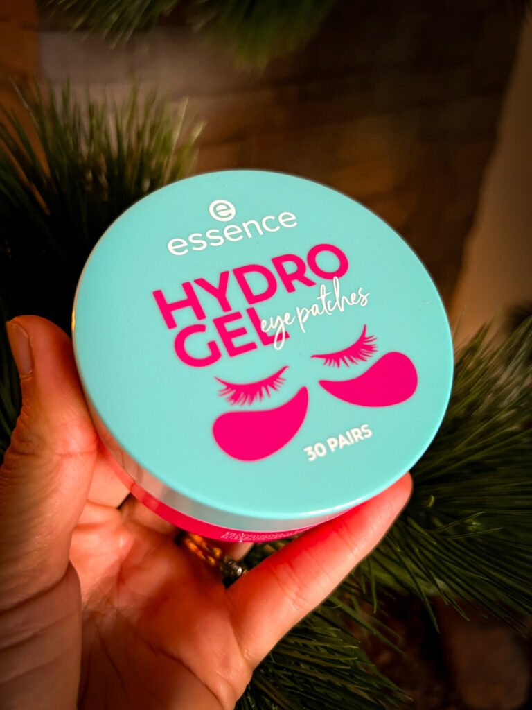 Essence hydro gel eye patches