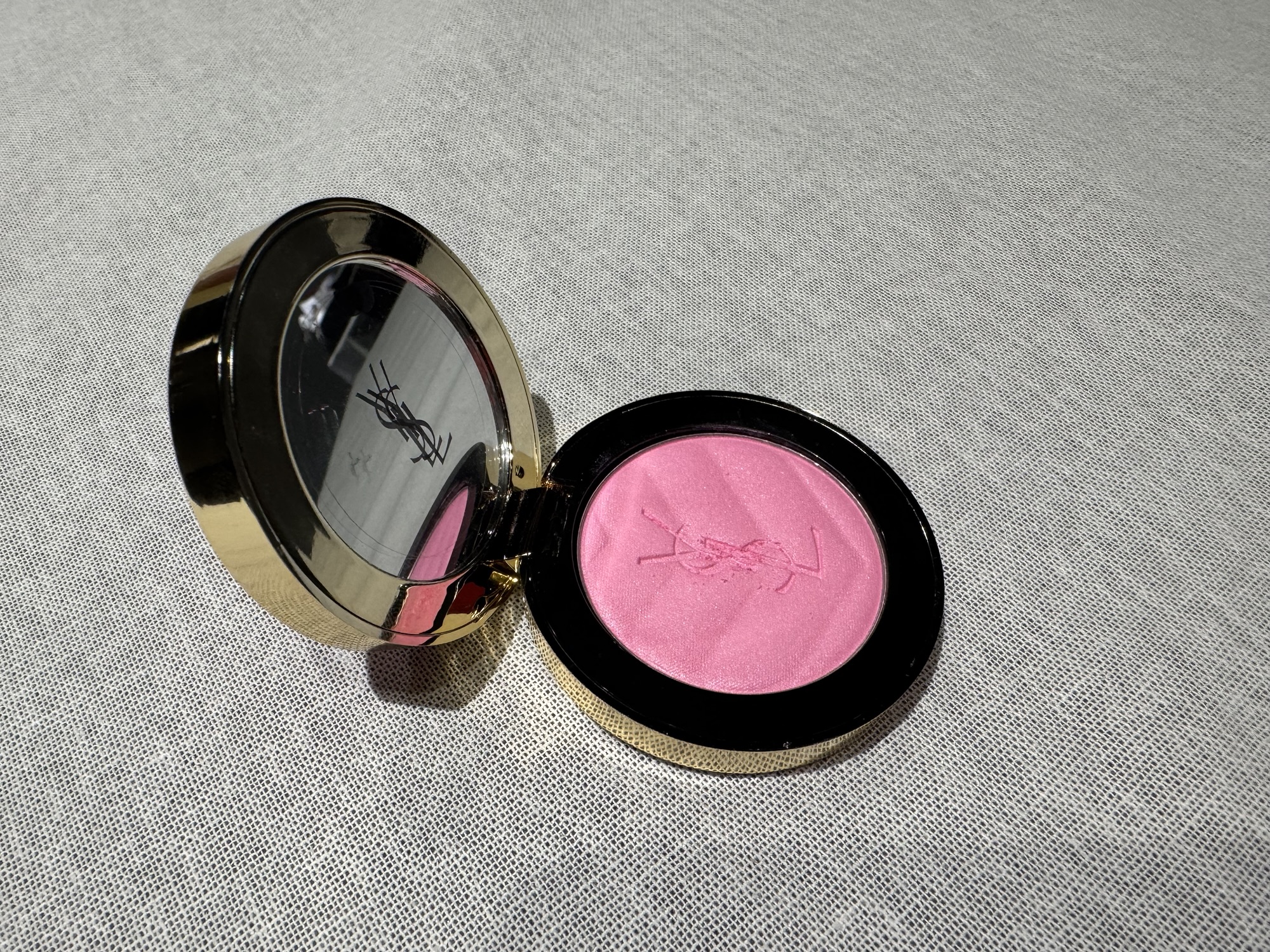 YSL Make Me Blush Bold Blurring Blush